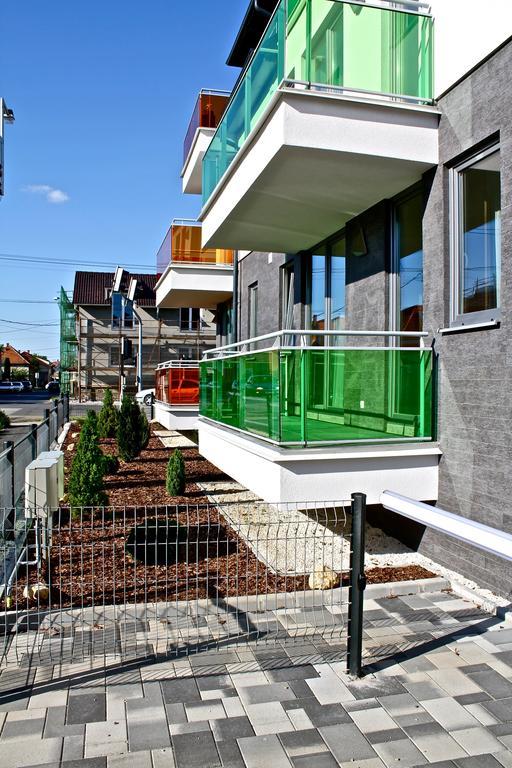 Olive Apartman ชาร์วาร์ ภายนอก รูปภาพ